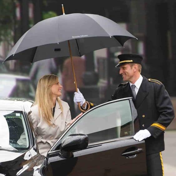 taxi service in Camberley