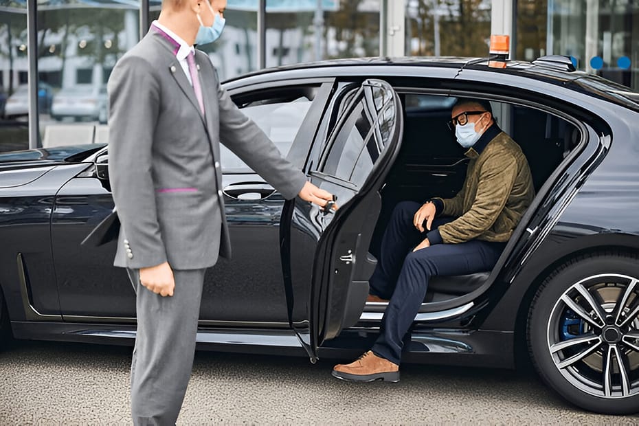 Airport Taxis in Camberley